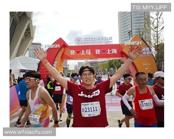 城市马拉松精彩回顾：上海街舞队展现卓越团队协作精神