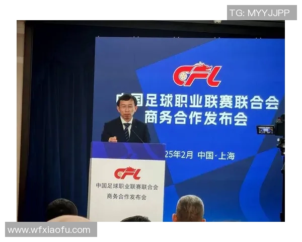 上海足球队的崛起与荣耀揭秘:探寻背后的力量与激情 上海足球队的崛起与荣耀揭秘:探寻背后的力量与激情